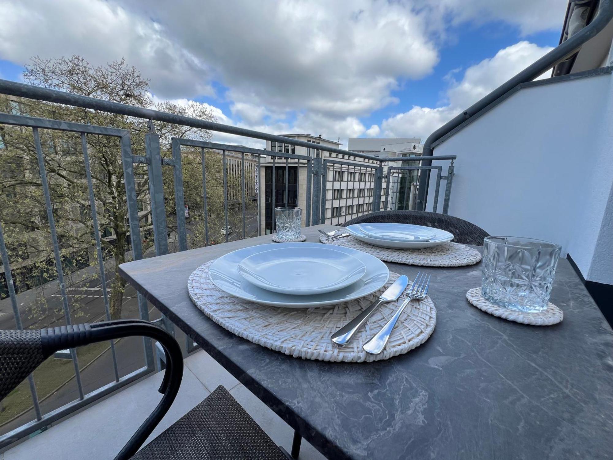 Apartment Apartment Duesseldorf City *